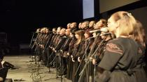 Adana'da Medeniyetler Korosu’nun Dayanışma Konseri Yoğun İlgi Gördü