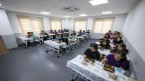 LGS’ye Hazırlanan Öğrencilerin Öğle Yemeği Yine Mersin Büyükşehir’den