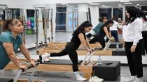 Kadınlar Mersin Büyükşehir’in Reformer Pilates Kursuyla Yenileniyor